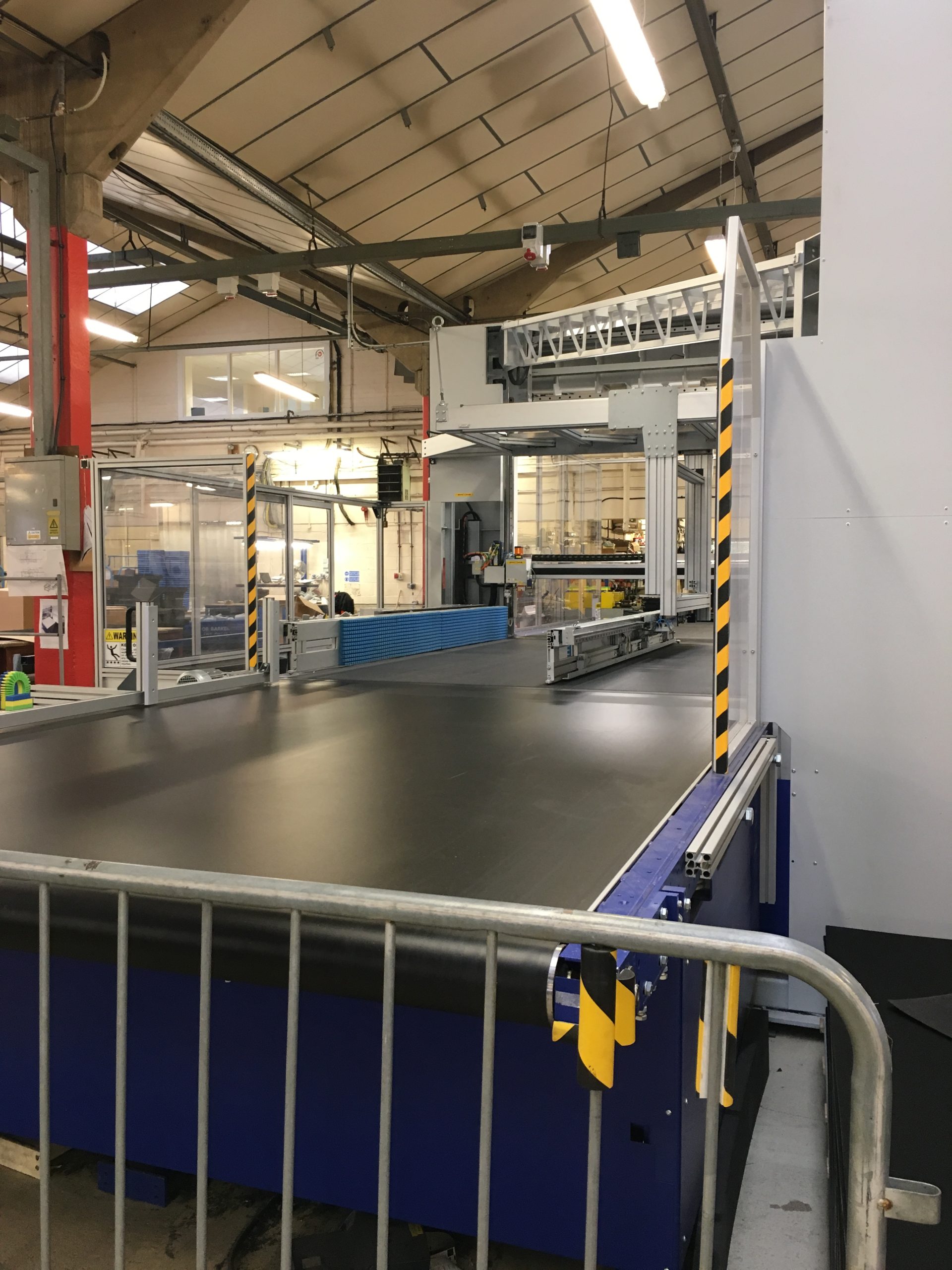 CNC vertical contour cutter